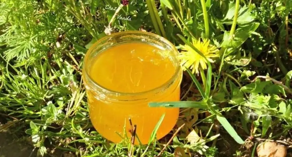 Confiture de printemps au pissenlit