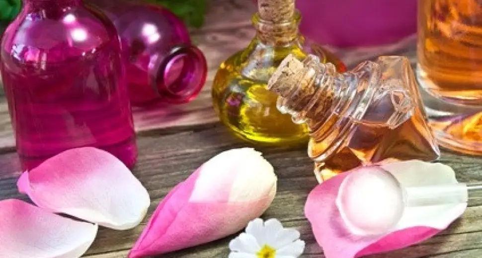 Une recette Anti-rides aux huiles essentielles