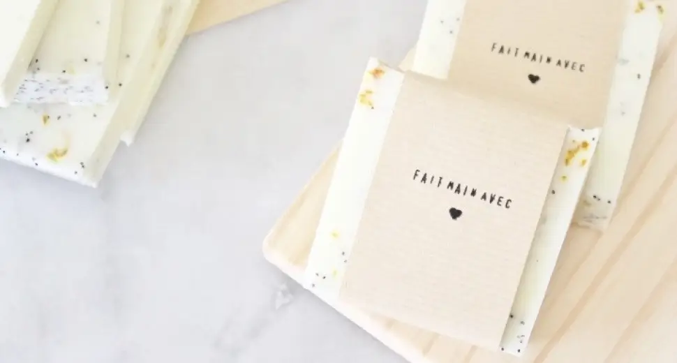 Savon exfoliant au pamplemousse fait maison