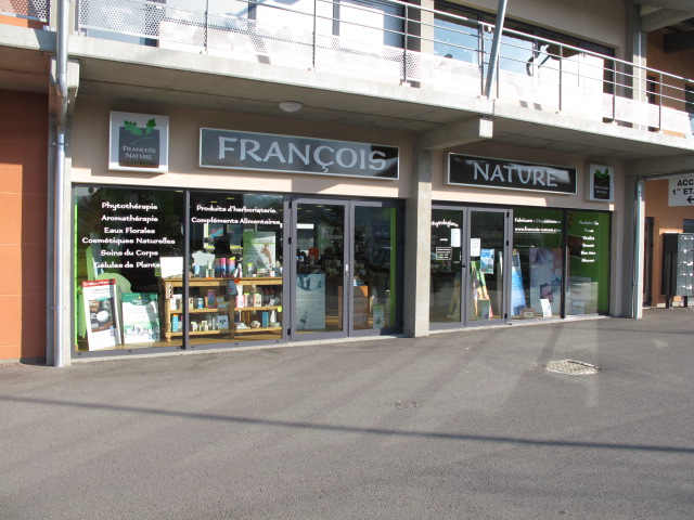 Devanture boutique François Nature Pontarlier